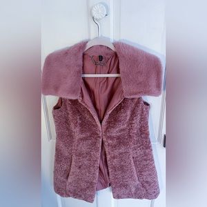 White House Black Market Luxe Pink Textured Faux Fur Vest